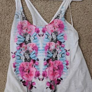 NWOT GUESS Tank w/cross cross back straps